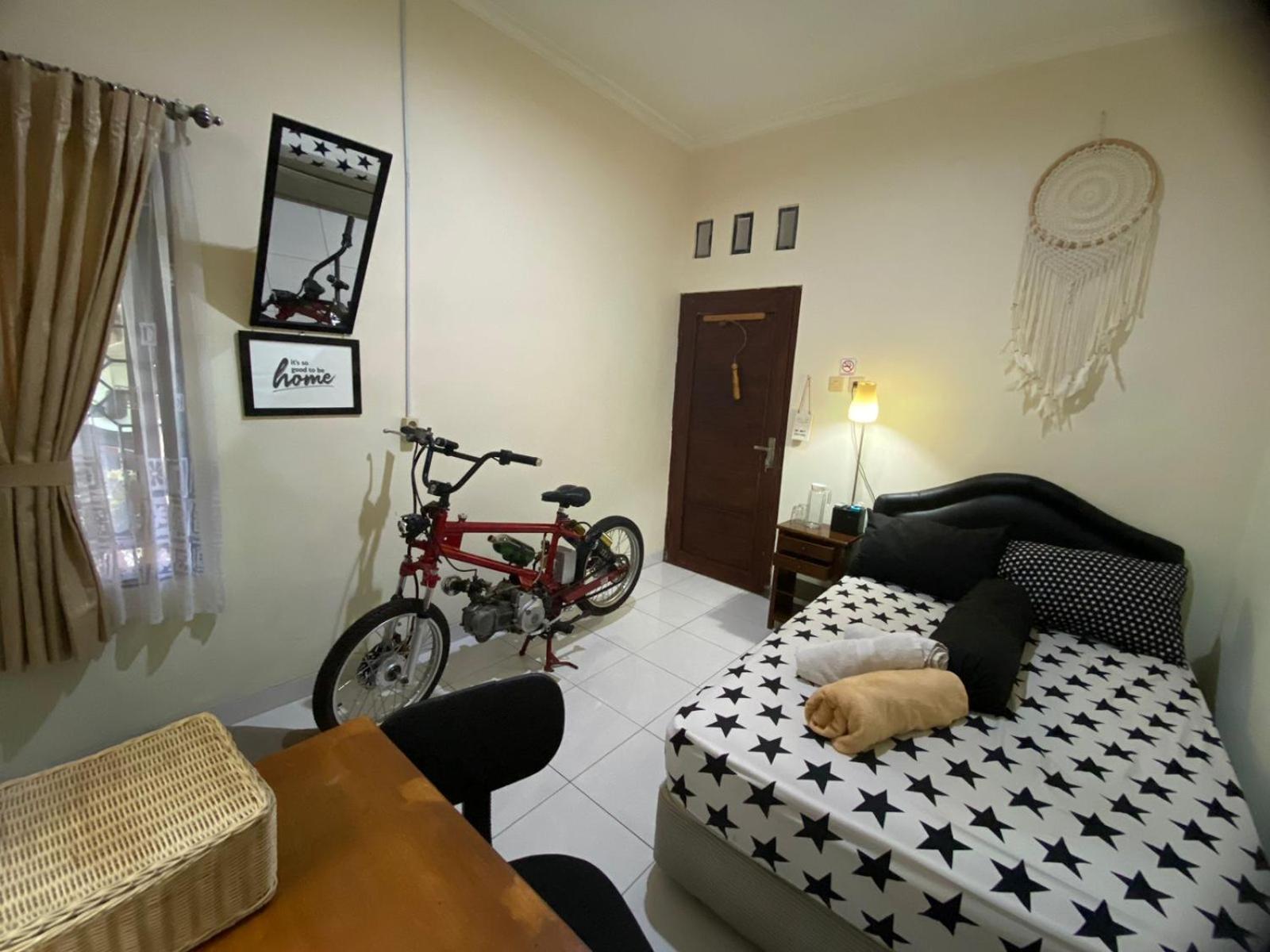 Coliving Jogja Sweet Home Kost Lengkap Di Jogjakarta Szoba fotó
