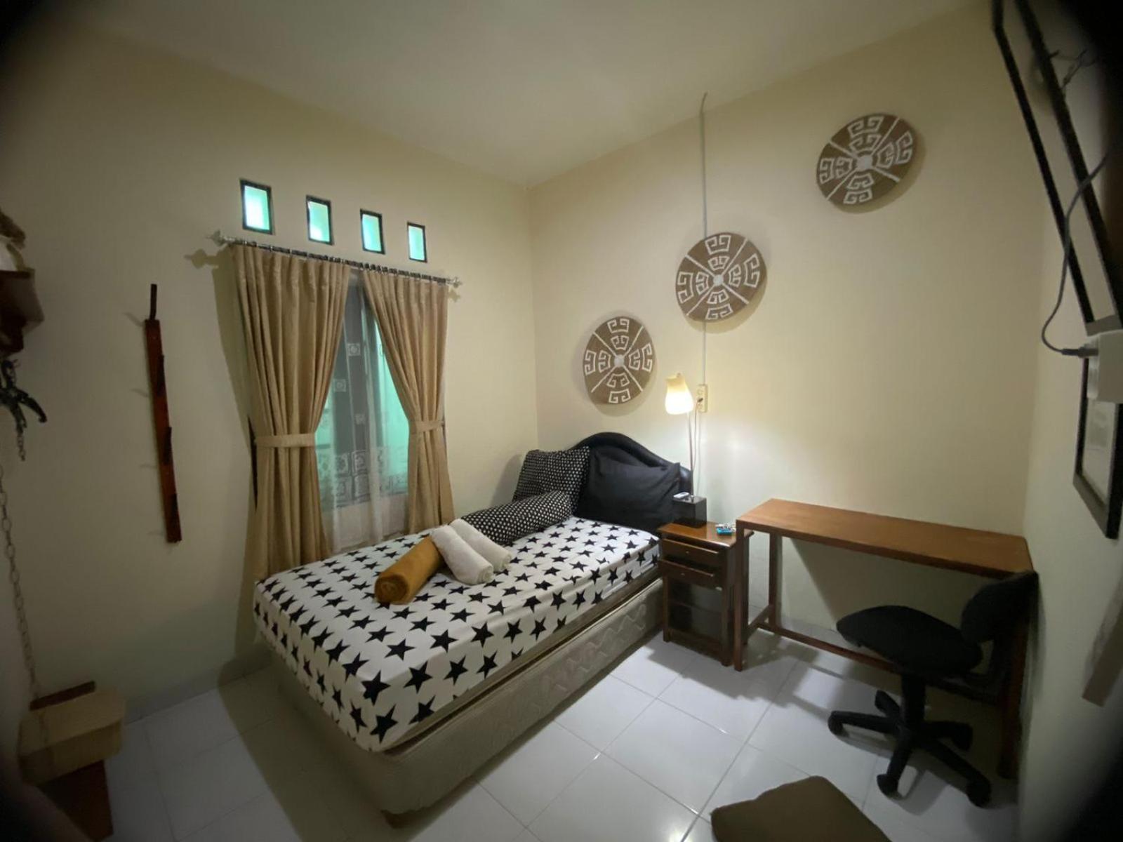 Coliving Jogja Sweet Home Kost Lengkap Di Jogjakarta Szoba fotó