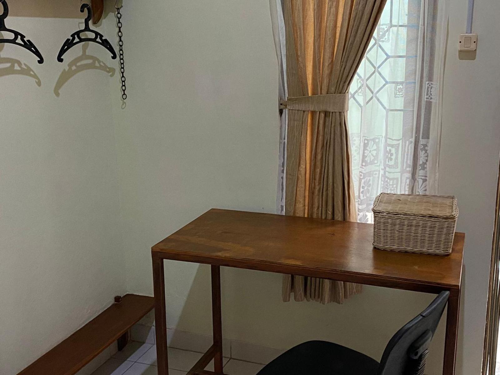 Coliving Jogja Sweet Home Kost Lengkap Di Jogjakarta Szoba fotó