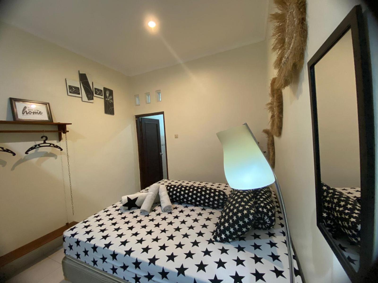 Coliving Jogja Sweet Home Kost Lengkap Di Jogjakarta Szoba fotó