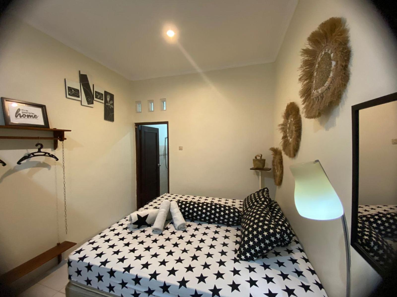 Coliving Jogja Sweet Home Kost Lengkap Di Jogjakarta Szoba fotó